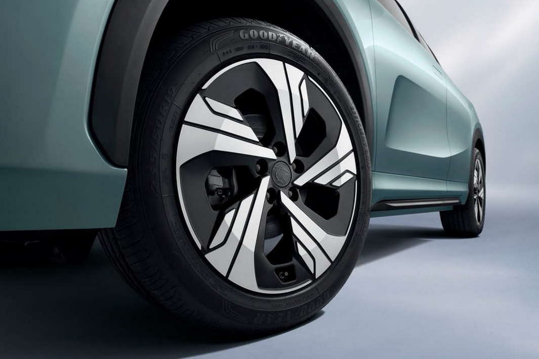 Proton e.Mas 7 Gallery Image