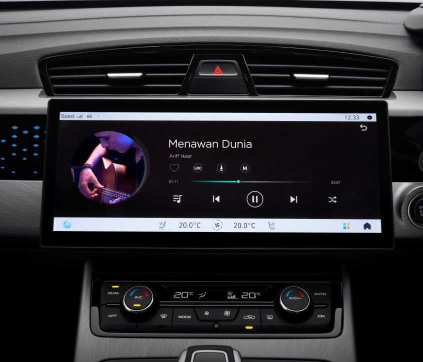 Proton X70 Gallery Image