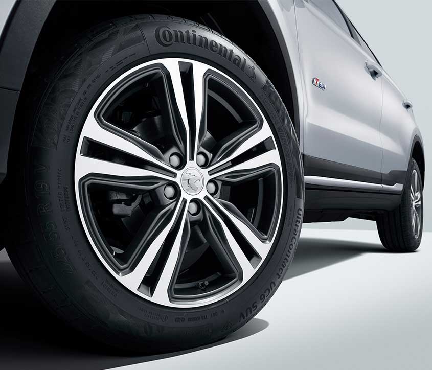 Proton X70 Gallery Image